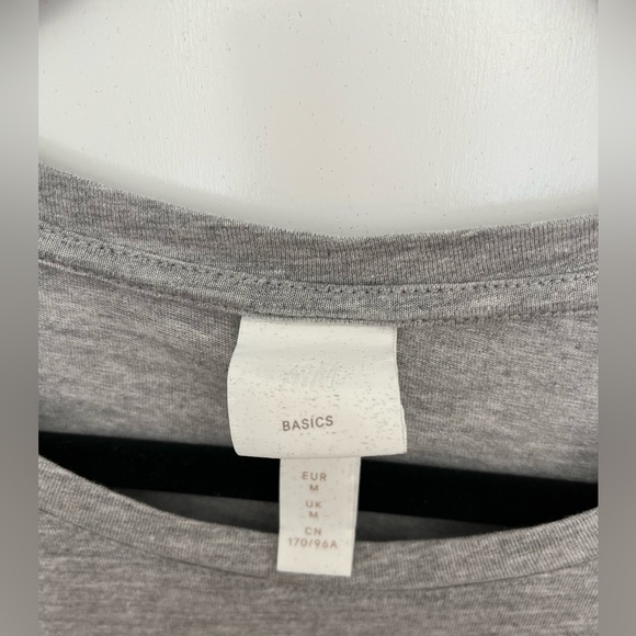 H&M long sleeve t shirt - Picture 3 of 3